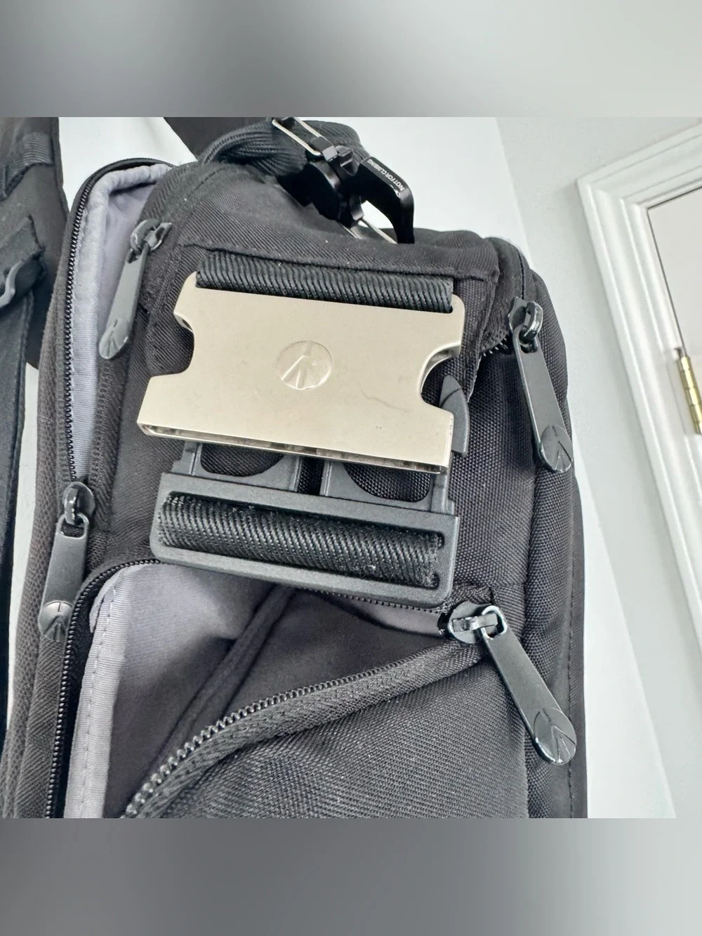 Manfrotto Agile II Sling Camera Bag Black Stile Tech Travel MB SSC3-2BB DSLR